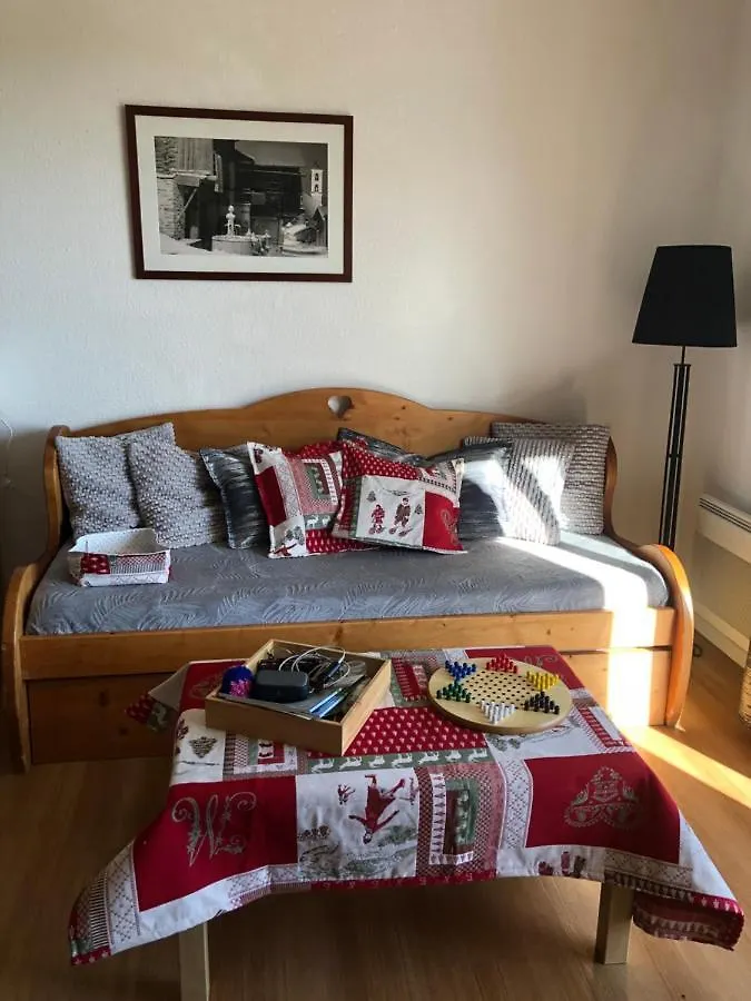 Super Besse Appartement Le Gite Bessard 6 Couchages Le Bois De La Reine Besse-et-Saint-Anastaise