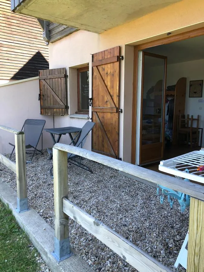Apartment Super Besse Appartement Le Gite Bessard 6 Couchages Le Bois De La Reine