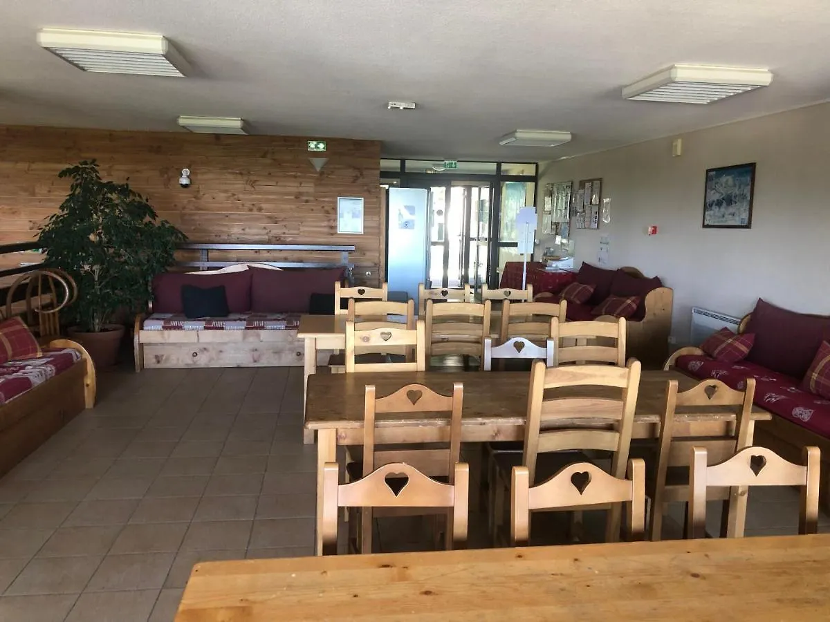 Super Besse Appartement Le Gite Bessard 6 Couchages Le Bois De La Reine 0*, Besse-et-Saint-Anastaise France