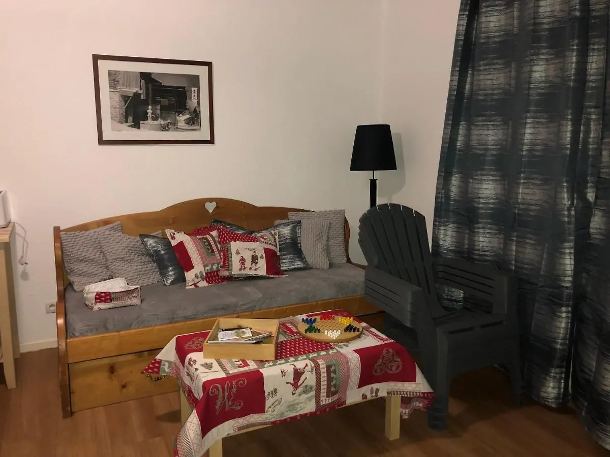 Super Besse Appartement Le Gite Bessard 6 Couchages Le Bois De La Reine Besse-et-Saint-Anastaise