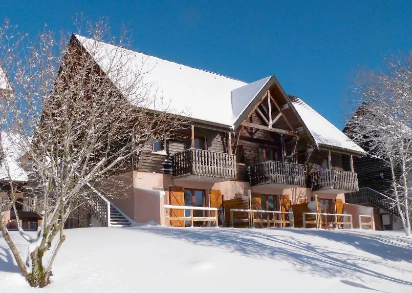 Apartment Super Besse Appartement Le Gite Bessard 6 Couchages Le Bois De La Reine